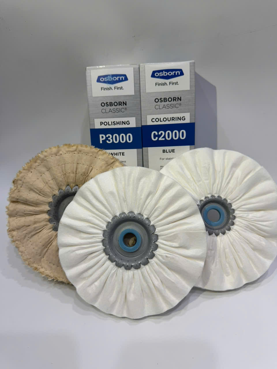 Bánh Vải Đánh Bóng: Hoàn Thiện Bề Mặt Cho Mọi Kim Loại!