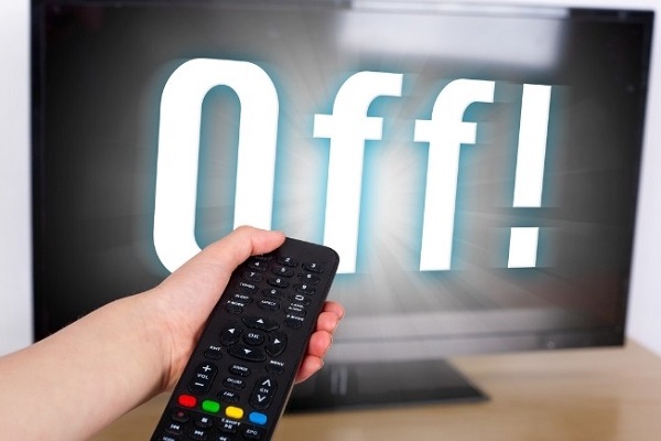 Những lí do bạn nên tắt Tivi đi